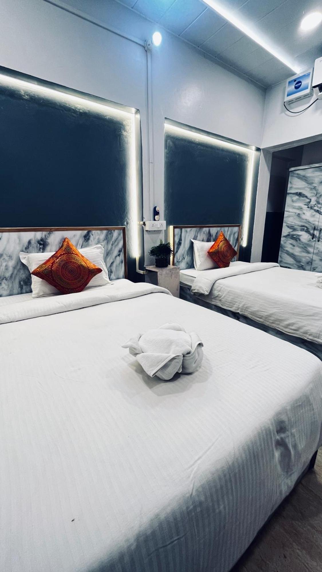 Hotel Vibe N Joy Varanasi Exterior foto